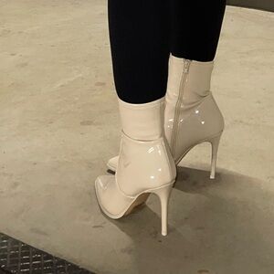Steven Madden Leather heels/boots